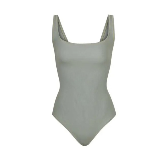 SKIMS Tops - 💙SKIMS NWOT Bodysuit